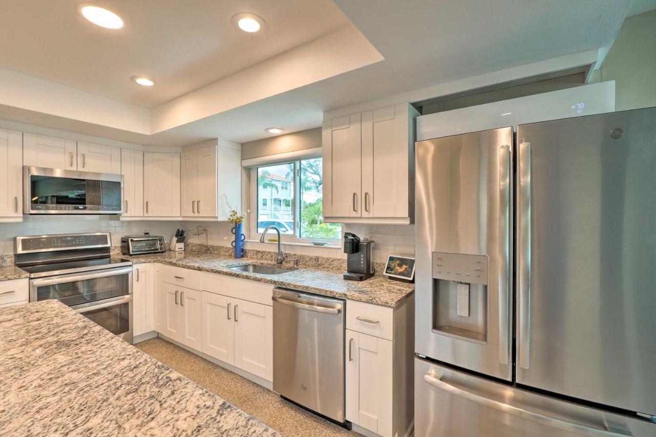 Pet-Friendly Waterfront Home - 2 Mi To Beach! 塔彭斯普林斯 外观 照片