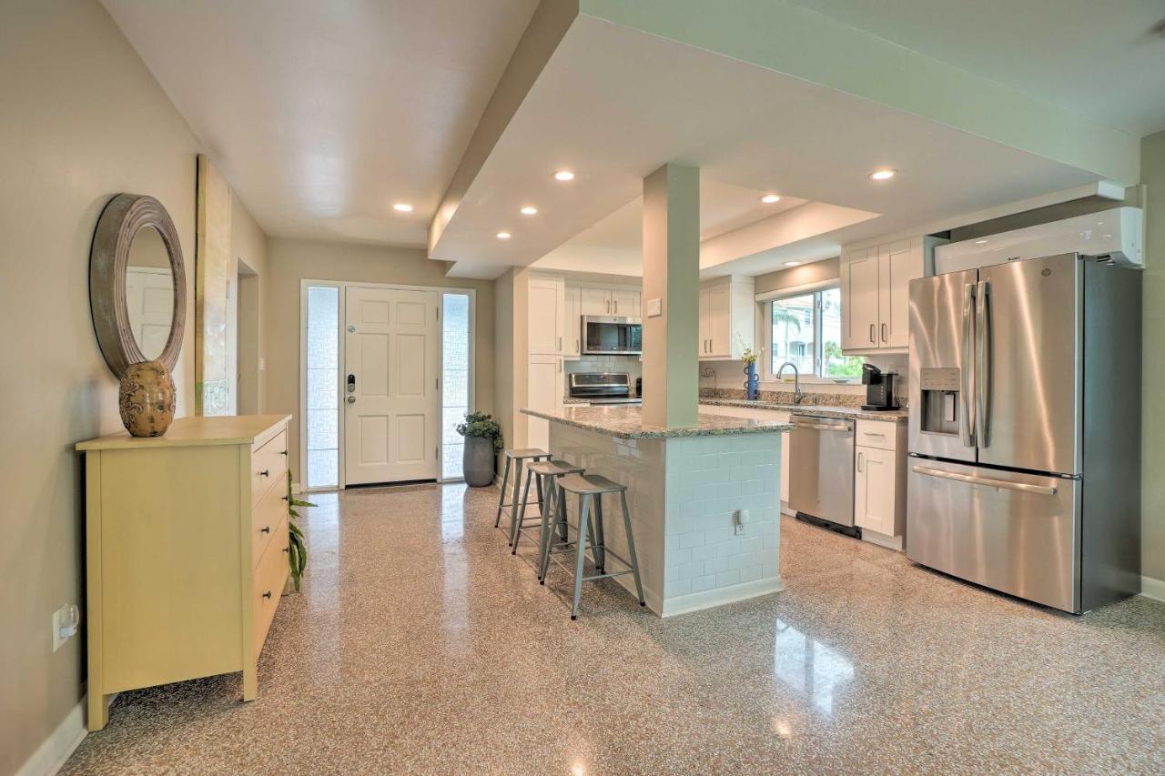 Pet-Friendly Waterfront Home - 2 Mi To Beach! 塔彭斯普林斯 外观 照片